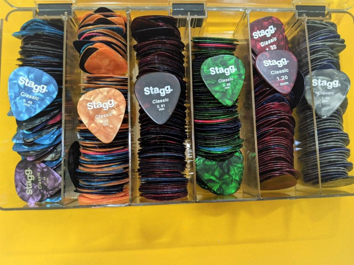 Stagg picks shop